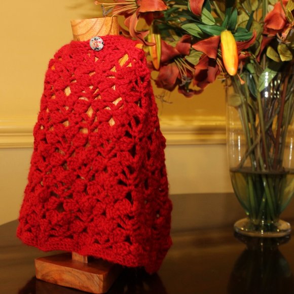 Hand Crafted Accessories - NEW Handcrafted Lacy Red Crochet Cowl